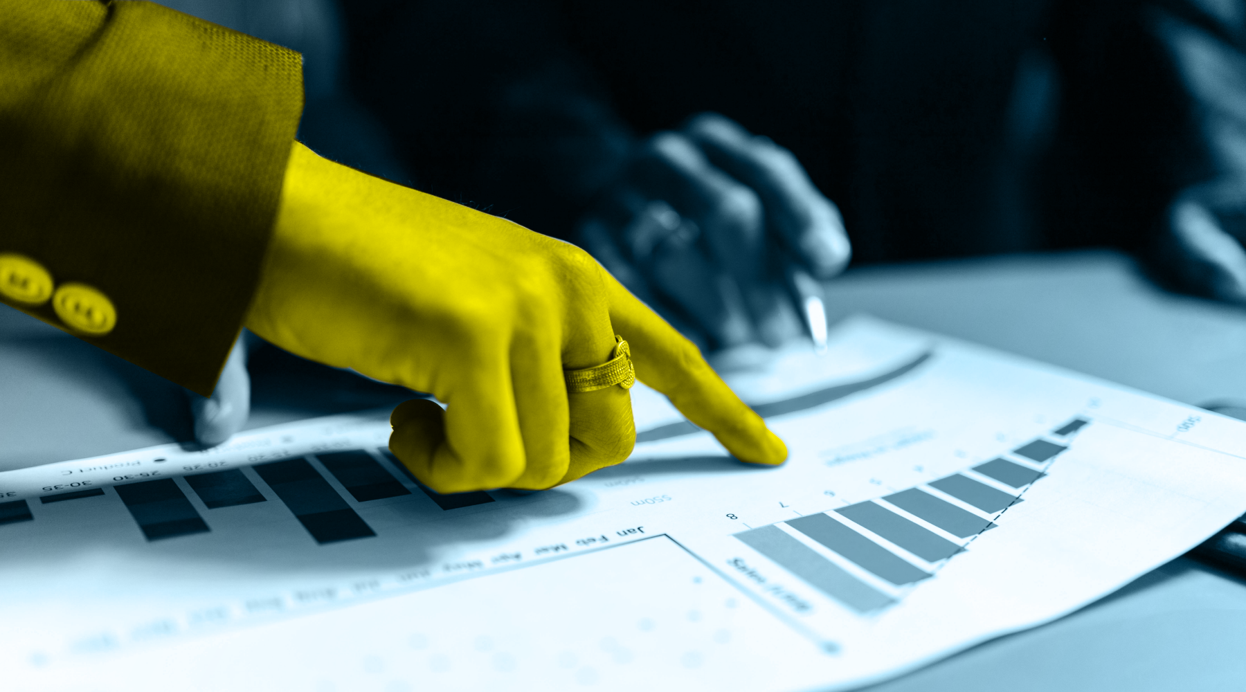 Covariance vs. Variance: Top differences you should know 