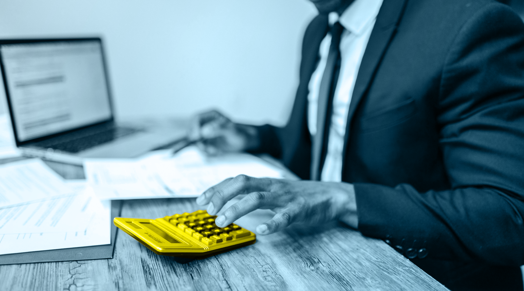Return on assets (ROA) vs. Return on investments (ROI) 